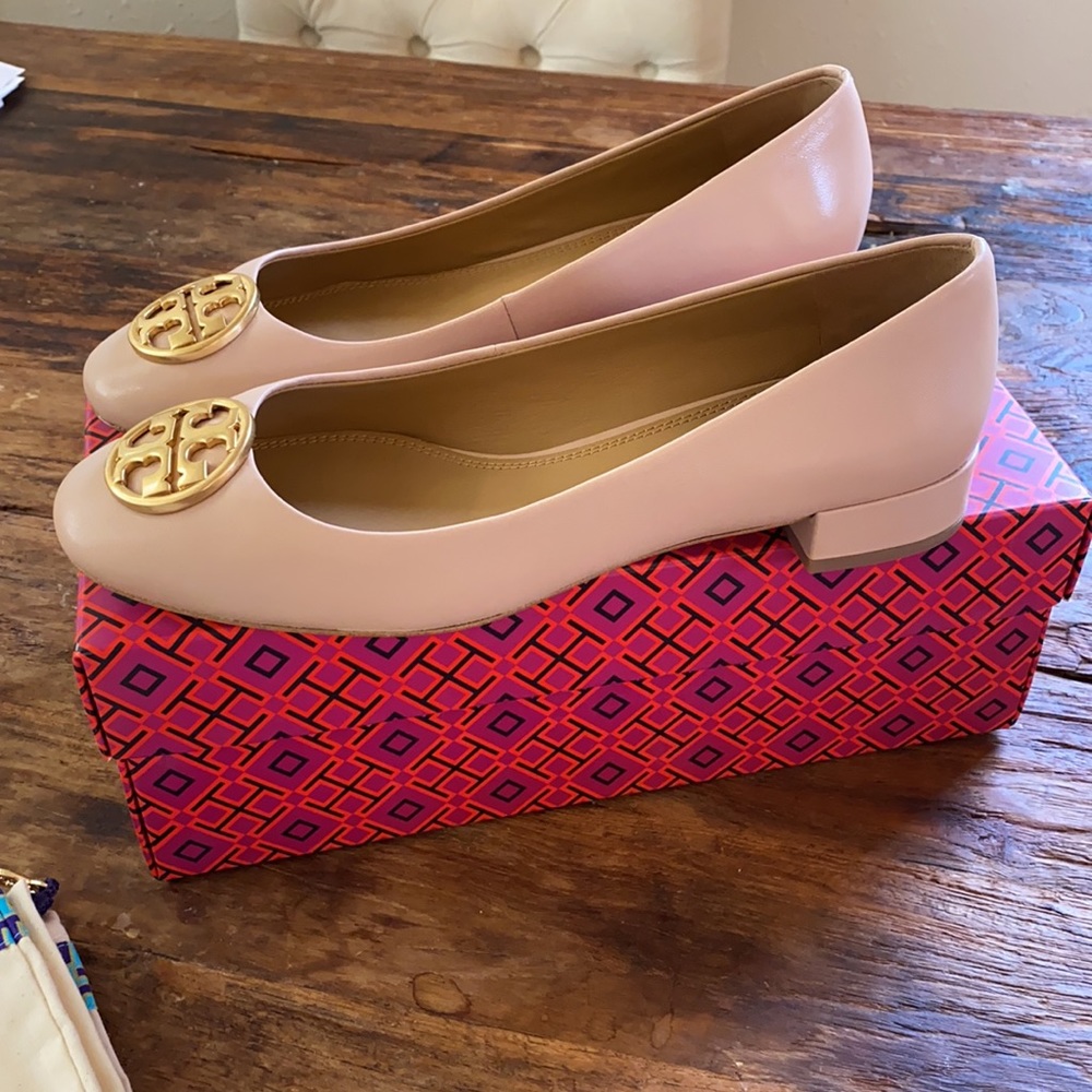 BRAND NEW Tory Burch Flats